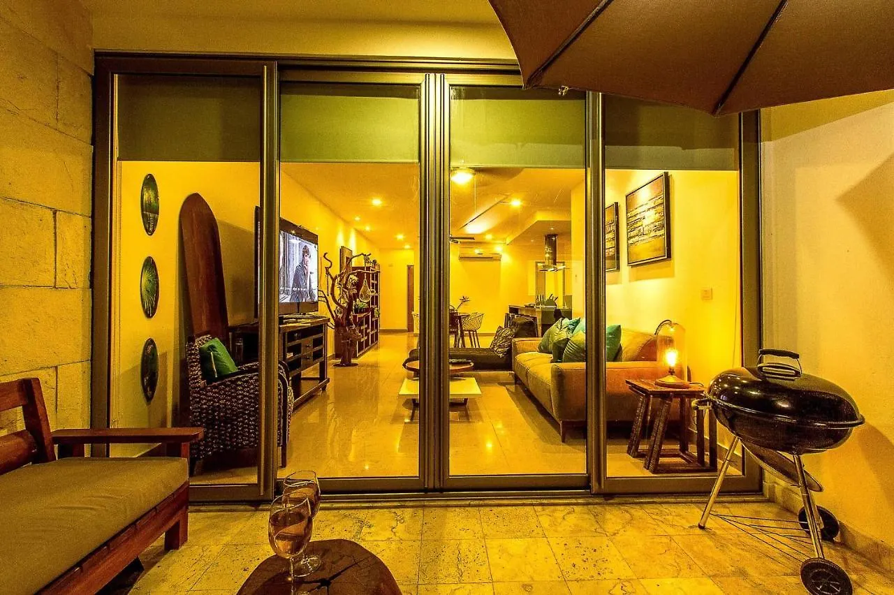 Breathtaking 2 Bedroom, Private Terrace Bbq Playa del Carmen Mexiko